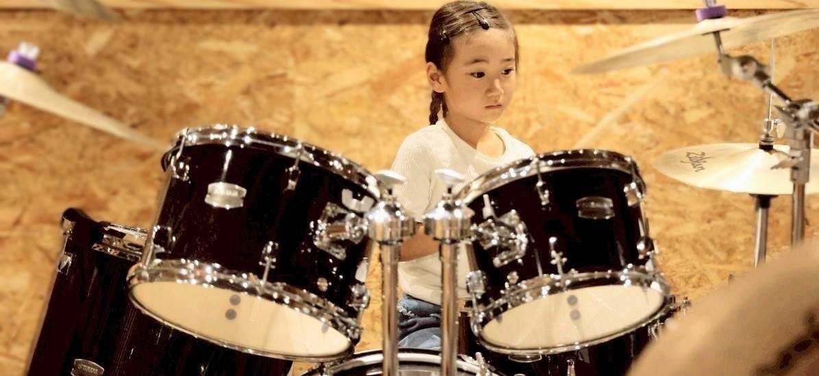 お子様に合わせたオーダーメイドのドラムレッスンを